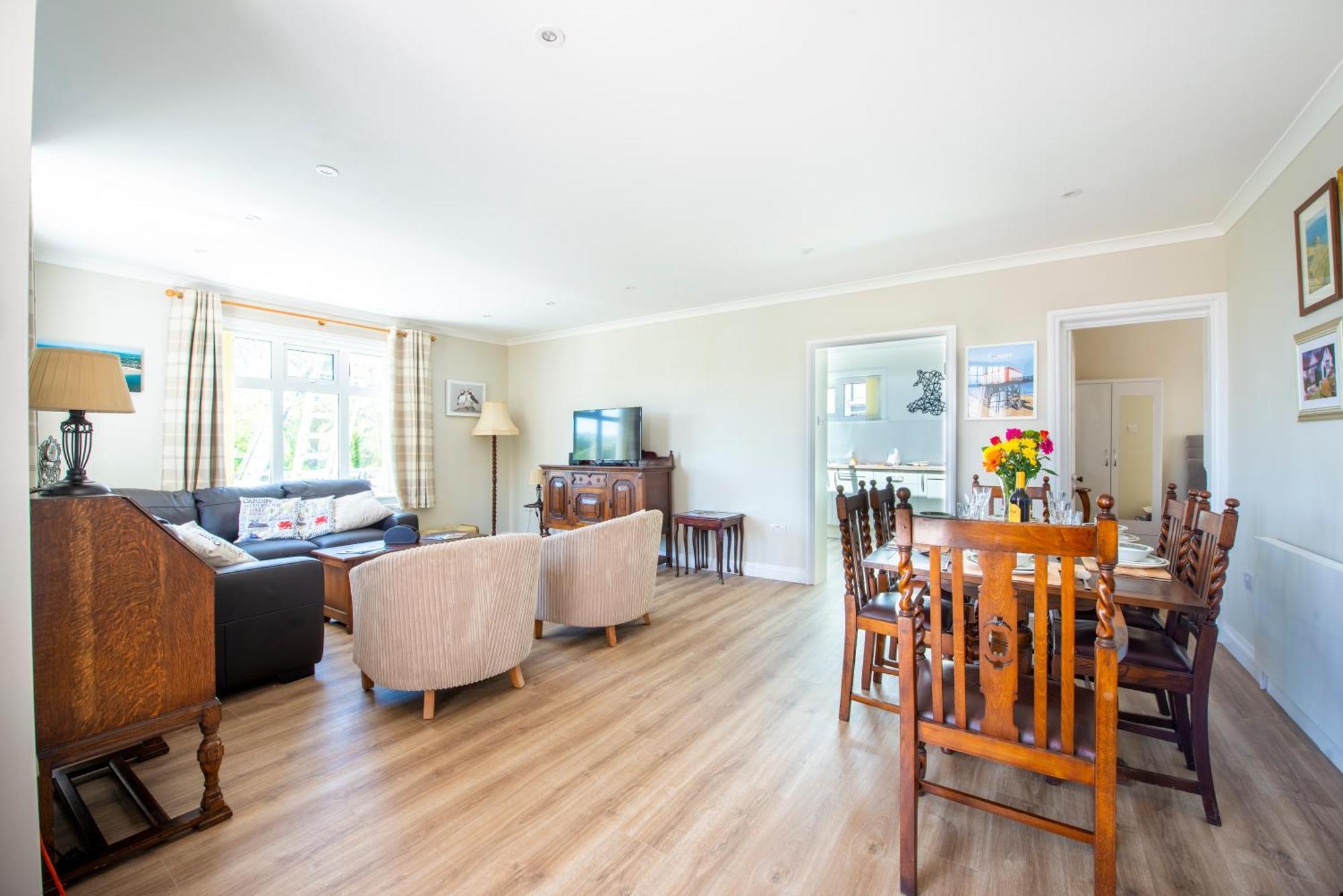 Family House 200m To Sea 5 Min To Tenby Town Centre *