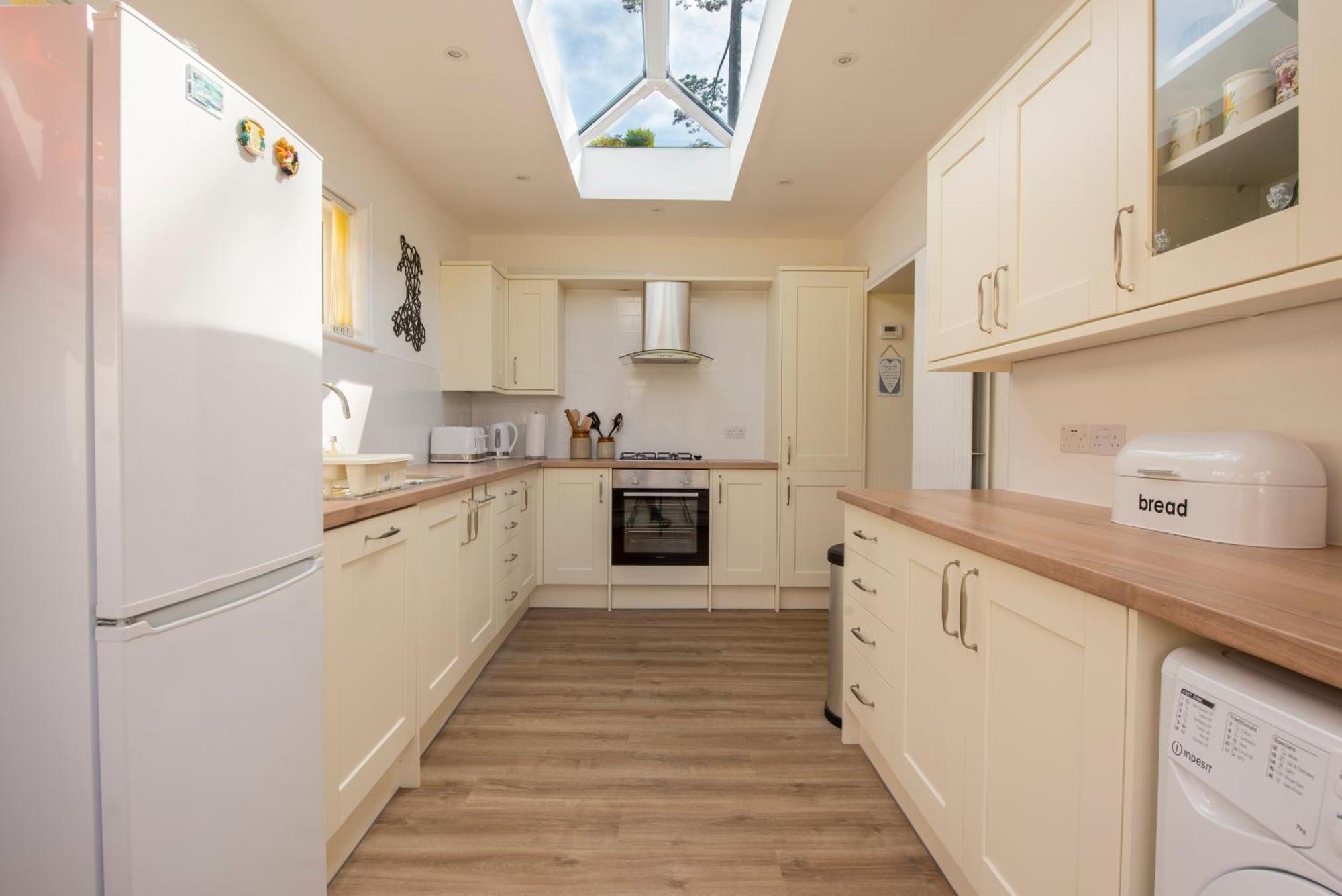 Family House 200m To Sea 5 Min To Tenby Town Centre *